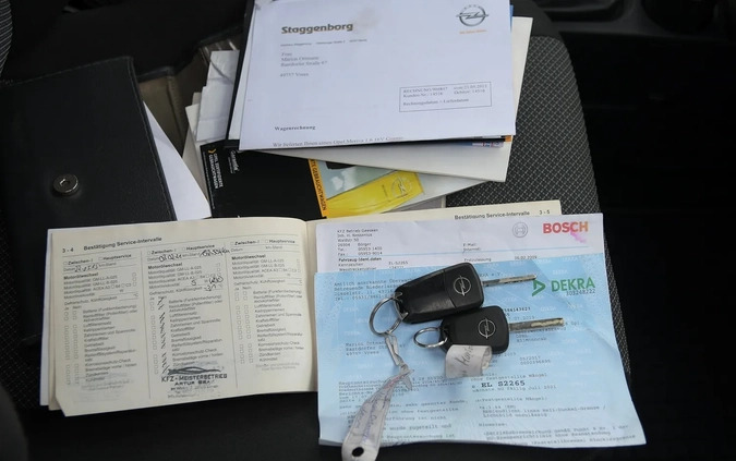 Opel Meriva cena 15900 przebieg: 184000, rok produkcji 2008 z Daleszyce małe 704